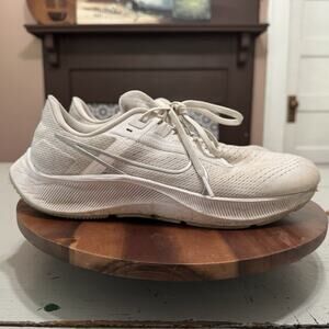 Nike Air Zoom Pegasus 38 Womens Size 10 Athletic Shoes Sneakers